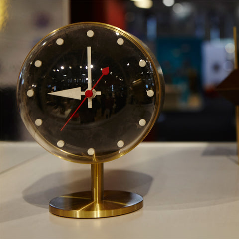 Clocks | Night Clock George Nelson | Vitra